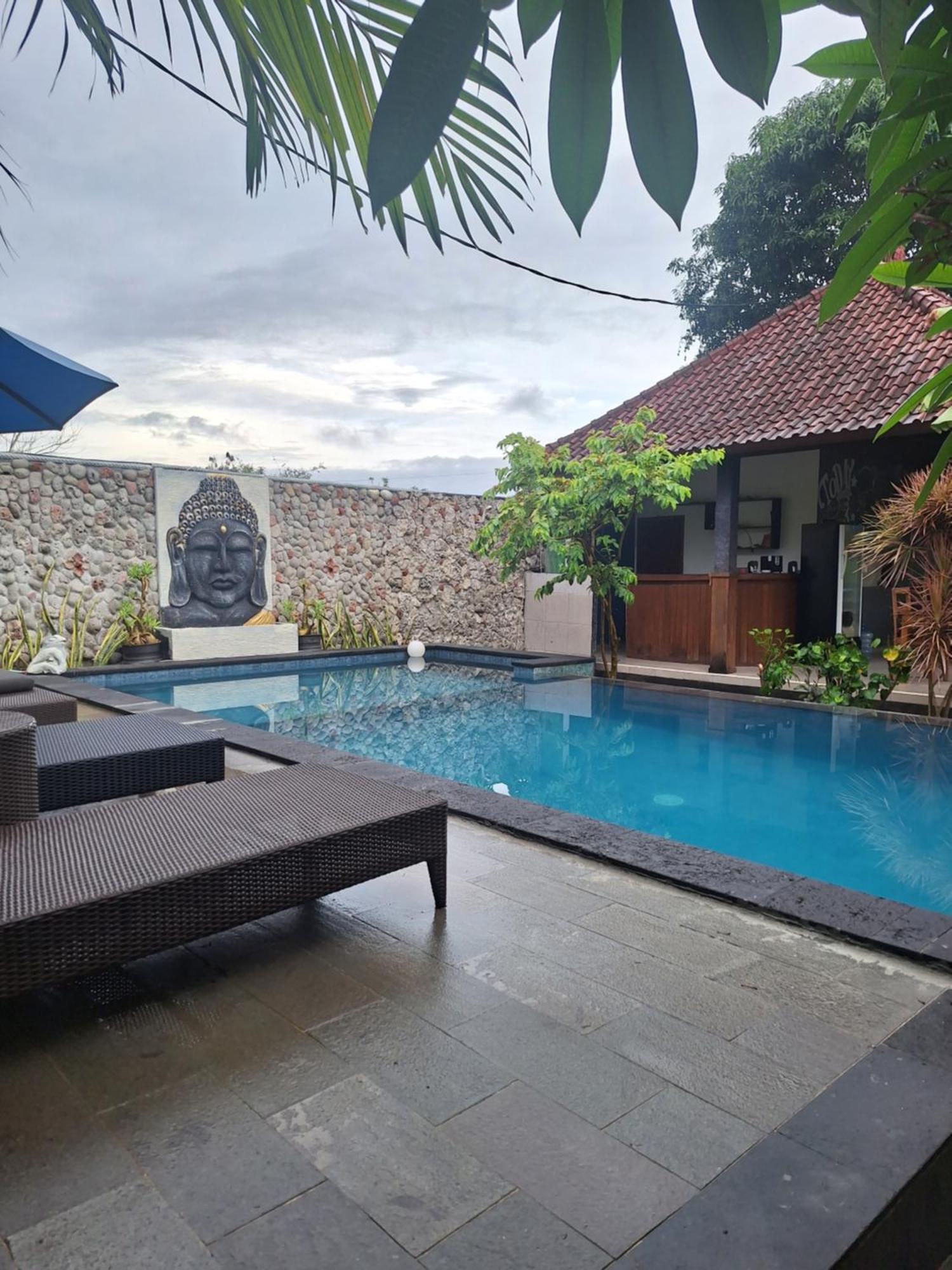 D'Waktu In House Lägenhet Lembongan Exteriör bild