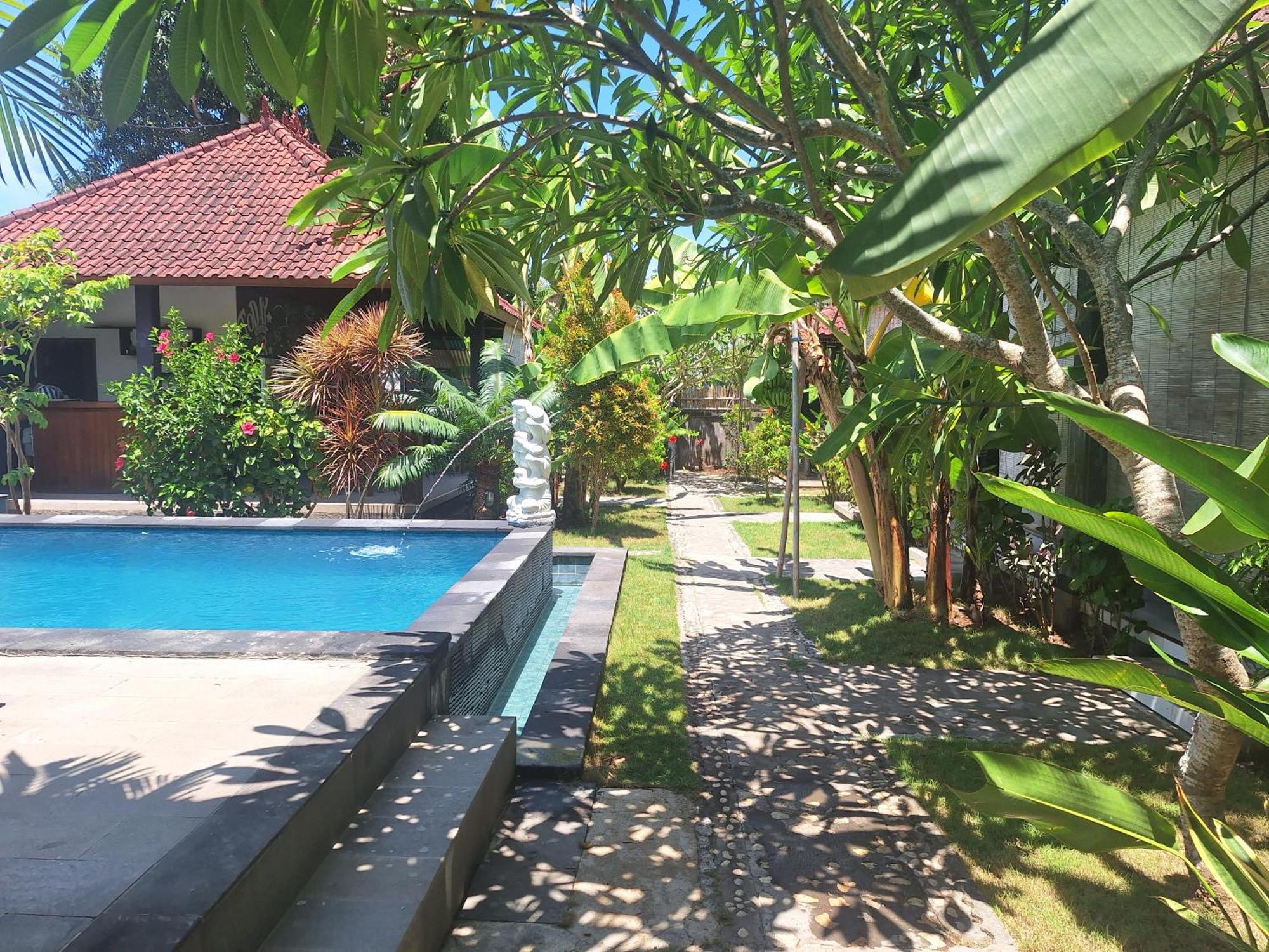 D'Waktu In House Lägenhet Lembongan Exteriör bild